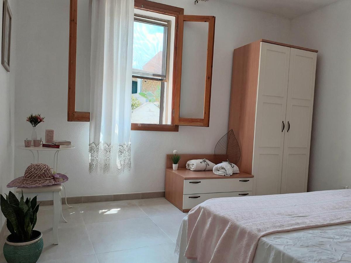 ואלדוריה Villa Bouganville מראה חיצוני תמונה